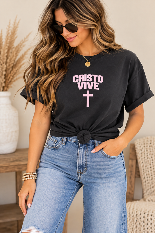 Cristo Vive Pink Cross Graphic Tee