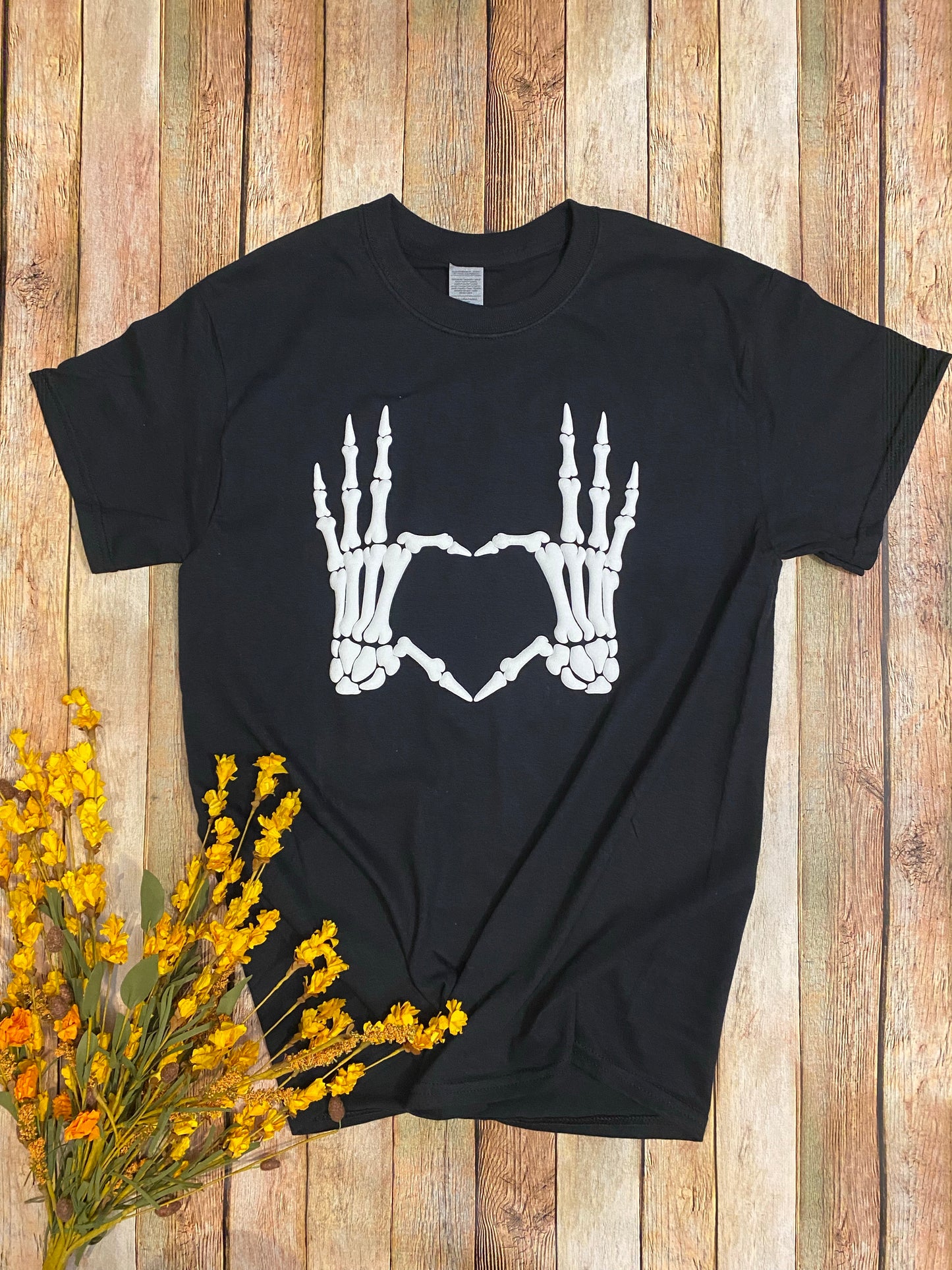 Heart skeleton hands